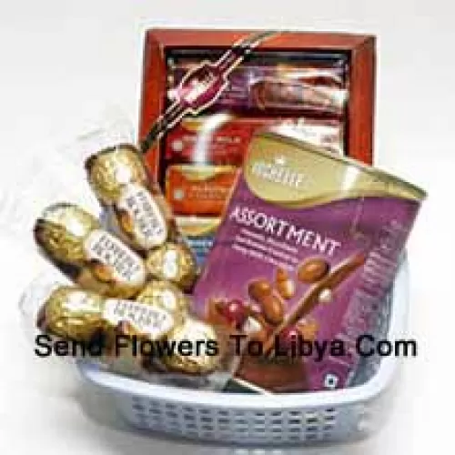 3 pequeños paquetes de 3 piezas de Ferrero Rocher acompañados con dos cajas de chocolate Vochelle importado (este producto debe ser acompañado con las flores. También tenga en cuenta que reemplazaremos Vochelle con cualquier otro chocolate de igual valor en caso de no disponibilidad)